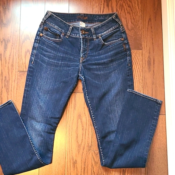 Silver Jeans, dark denim . 26/30 slim fit, excellent condition. - Picture 3 of 5